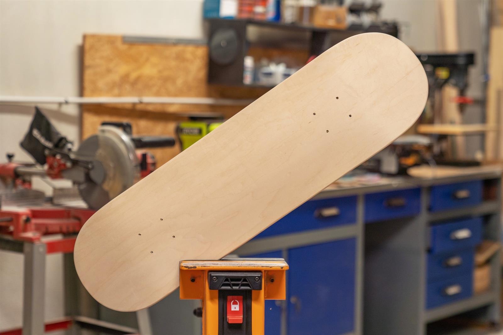 Atelier de fabrication de planche de skate