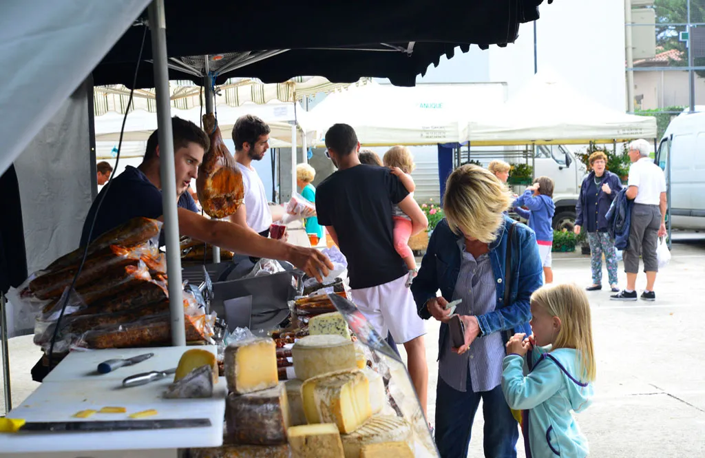 Marché de Producteurs - Crédit: OT | CC BY-NC-ND 4.0