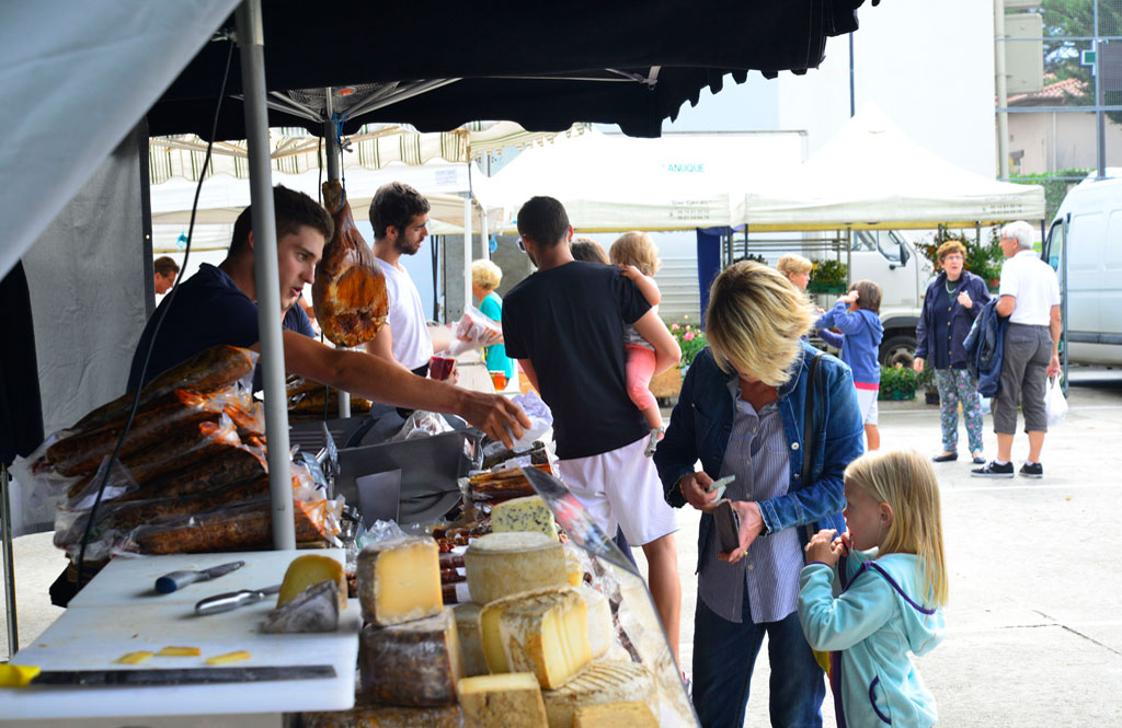 Marché de Producteurs - Crédit: OT | CC BY-NC-ND 4.0
