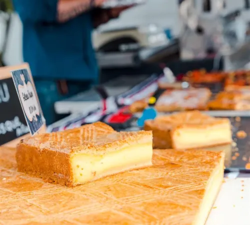 Marché traditionnel saisonnier