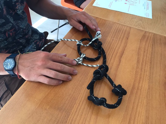 Découverte et apprentissage des noeuds marins