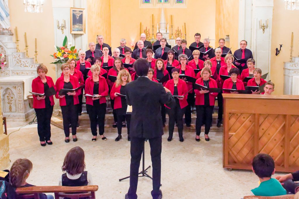 Chorale Enchant'Mant à l'Eglise Sainte Marie M ...