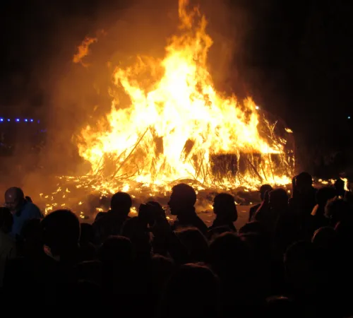 Haille de Nadau ou feu de Noël