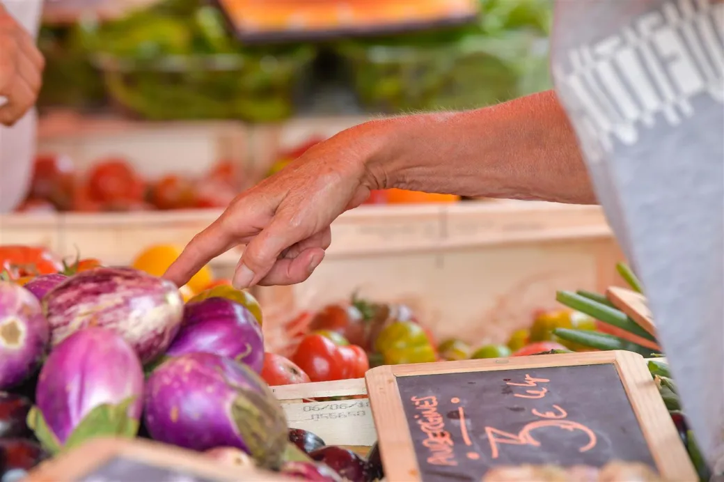 Marché traditionnel - Crédit: © Gilles Arroyo | CC BY-NC-ND 4.0