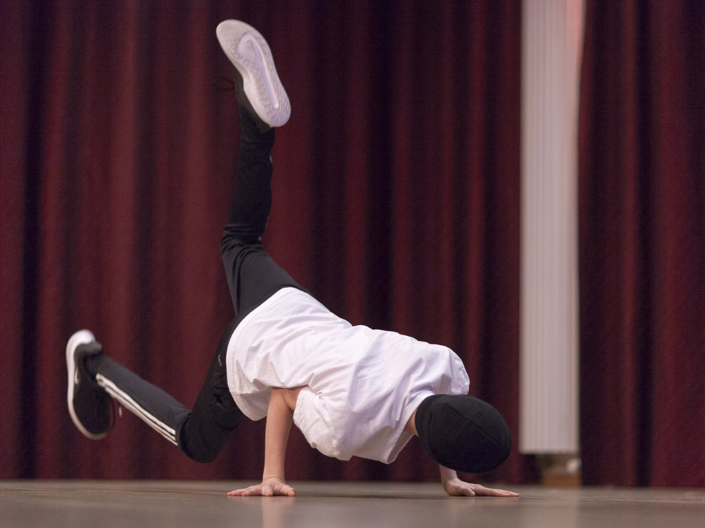 Kid's tour - breakdance