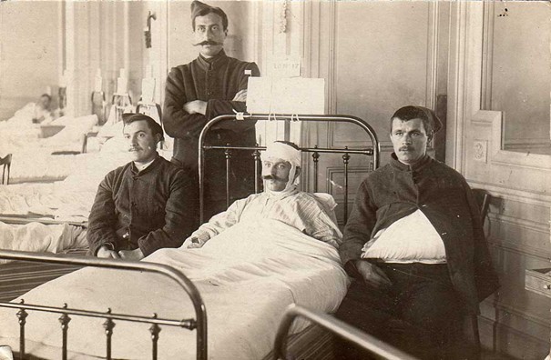 Causerie "L'établissement thermal pendant la P ...