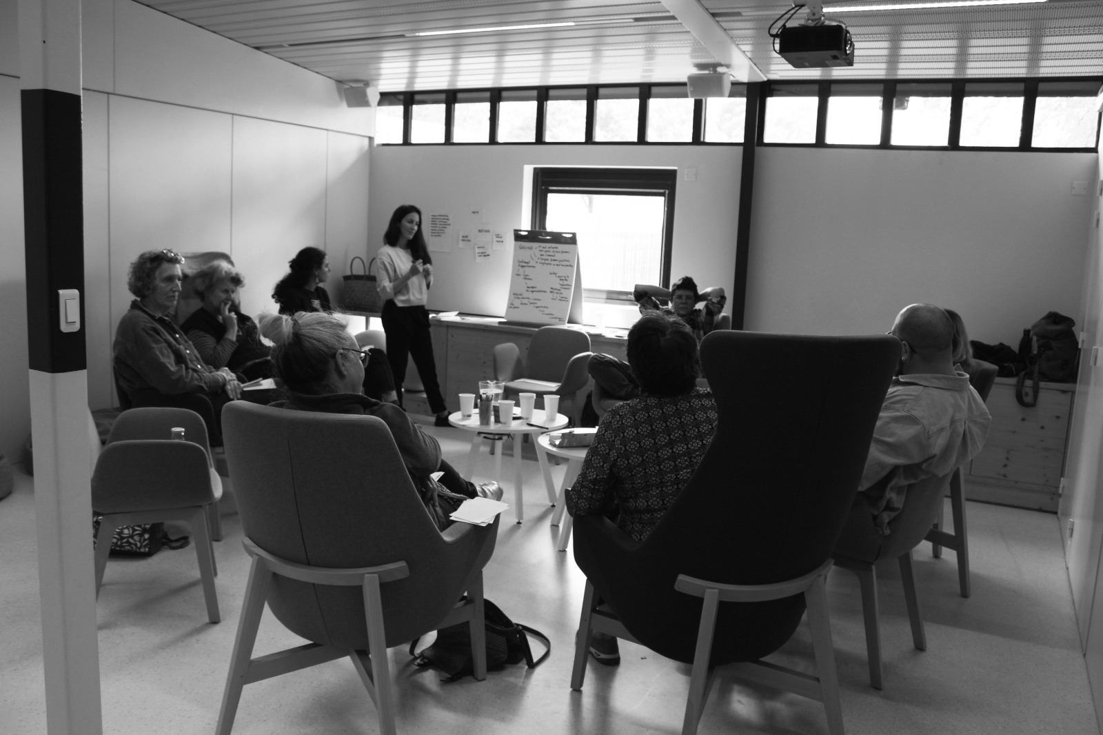 Dizaine de la création au féminin : Causerie a ...