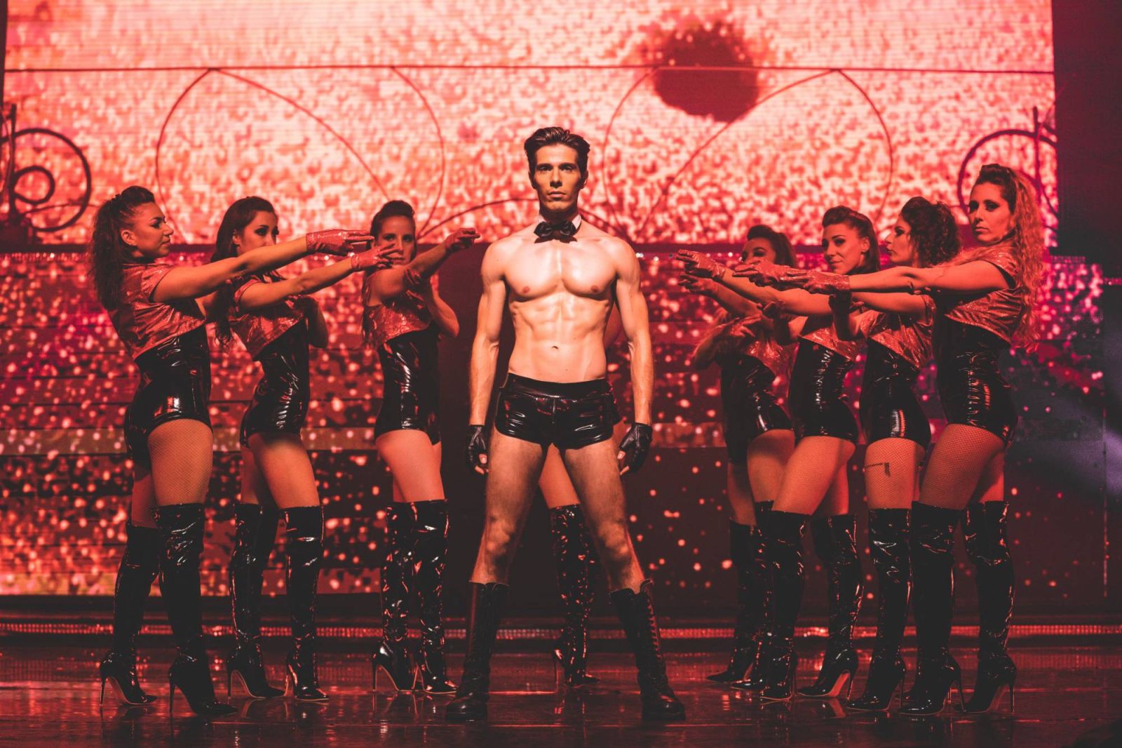 DÉJEUNER-SPECTACLE RADIO 80 / DIMANCHE 31 MAI