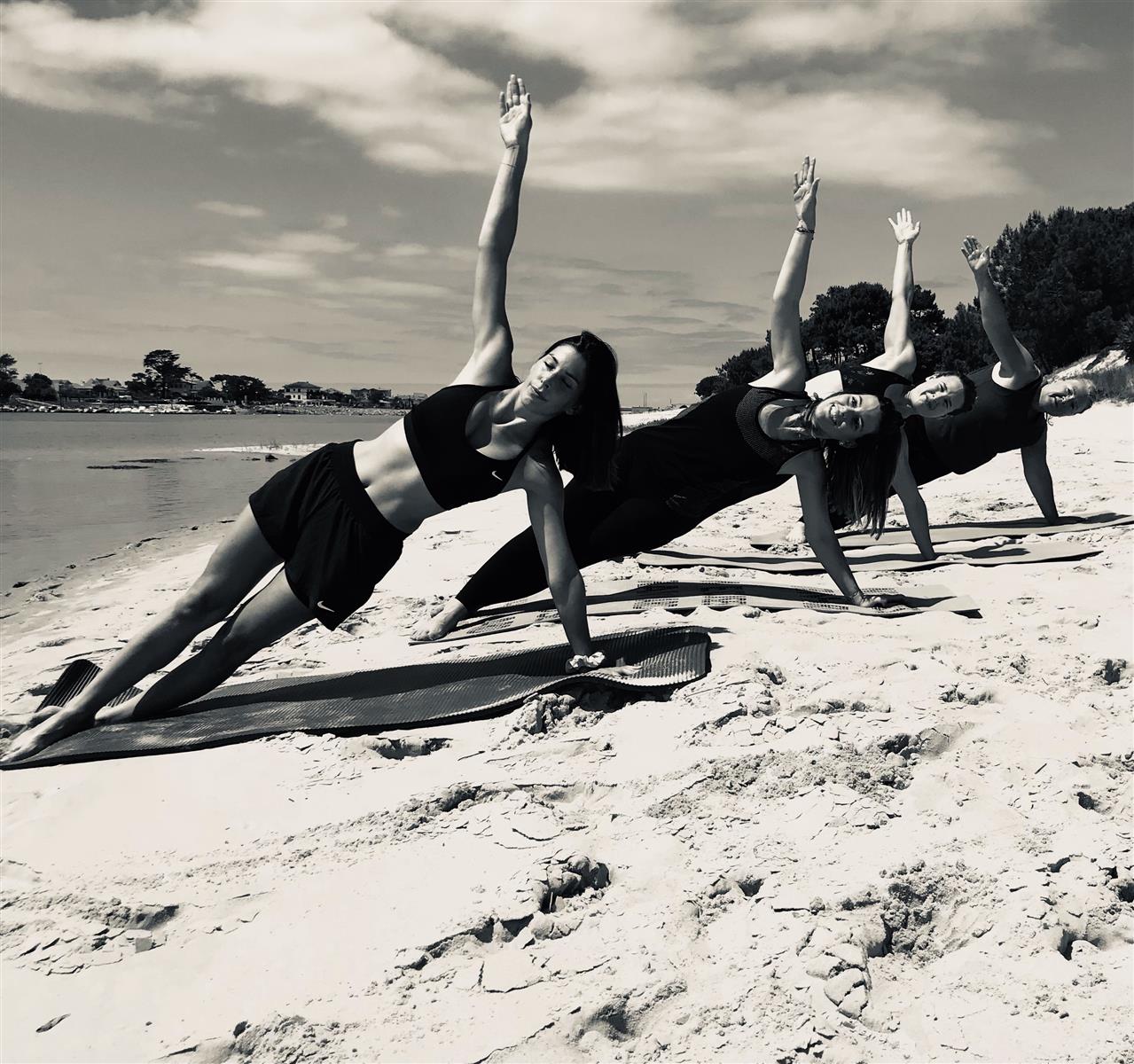 Pilates sur la plage