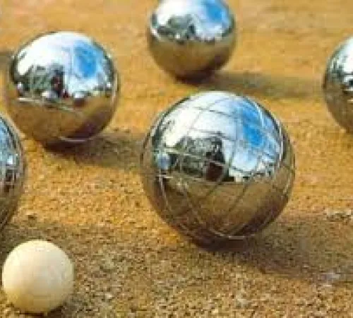 Concours de pétanque