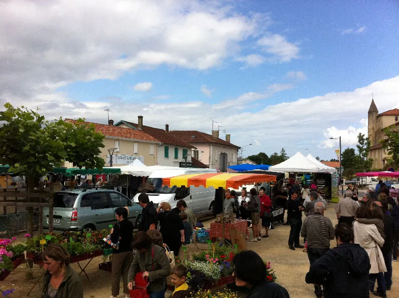Marché de St Geours d ... - Crédit: marche-st-geours | CC BY-NC-ND 4.0