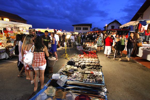 Marché Nocturne