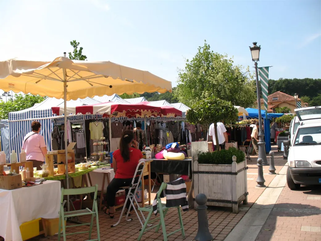Marché hebdomadaire d ... - Crédit: OTC Aire | CC BY-NC-ND 4.0