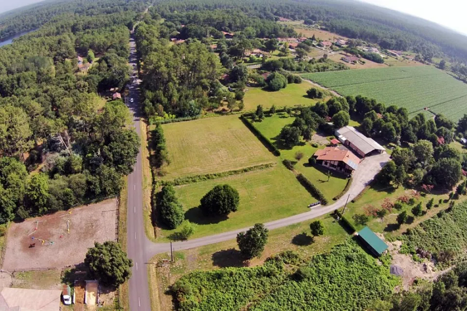 Camping à la ferme chez Cazou