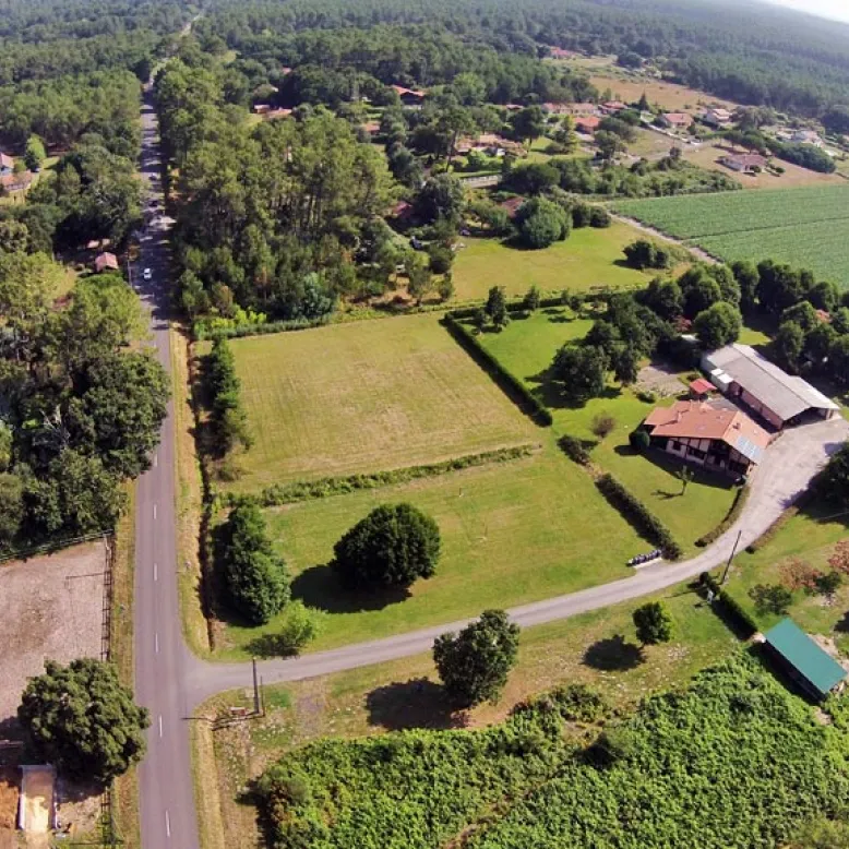 Camping à la ferme chez Cazou