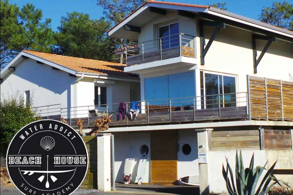 Water Addict Surf Camp