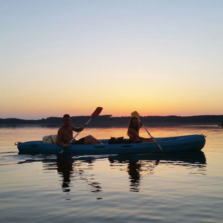 Canoë Surfing