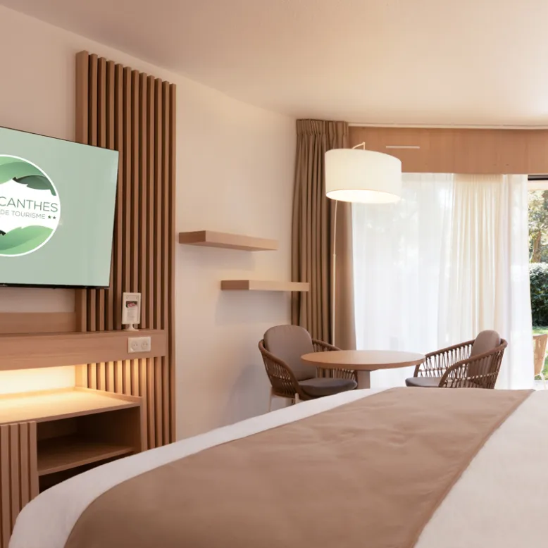 Les Acanthes Hotel Residence