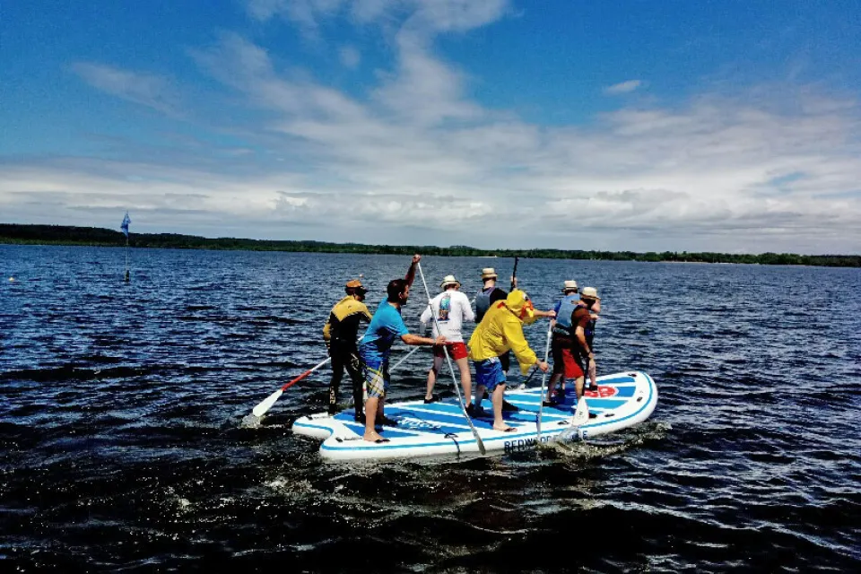 Canoë Surfing