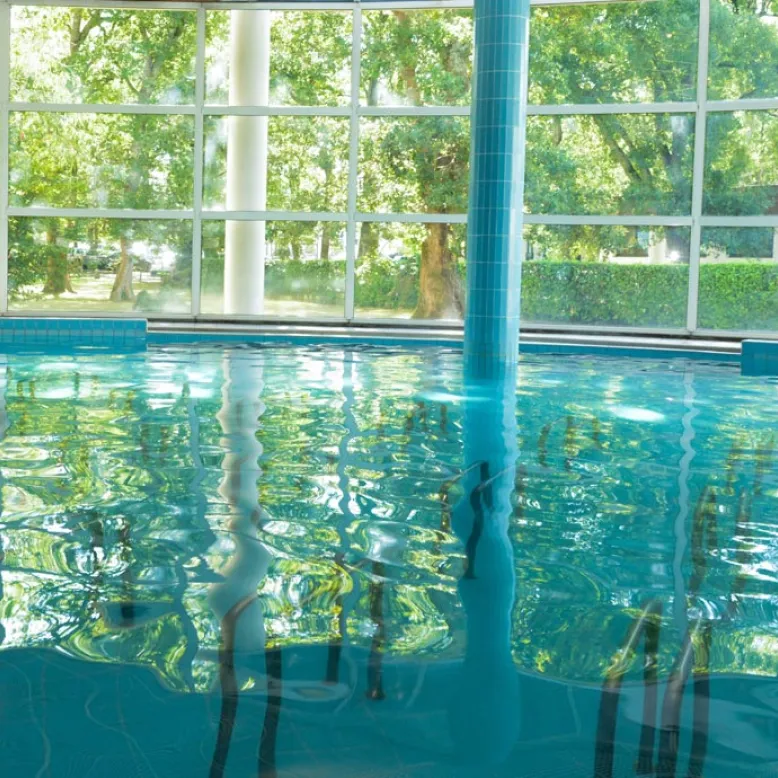 The thermal baths of the oaks