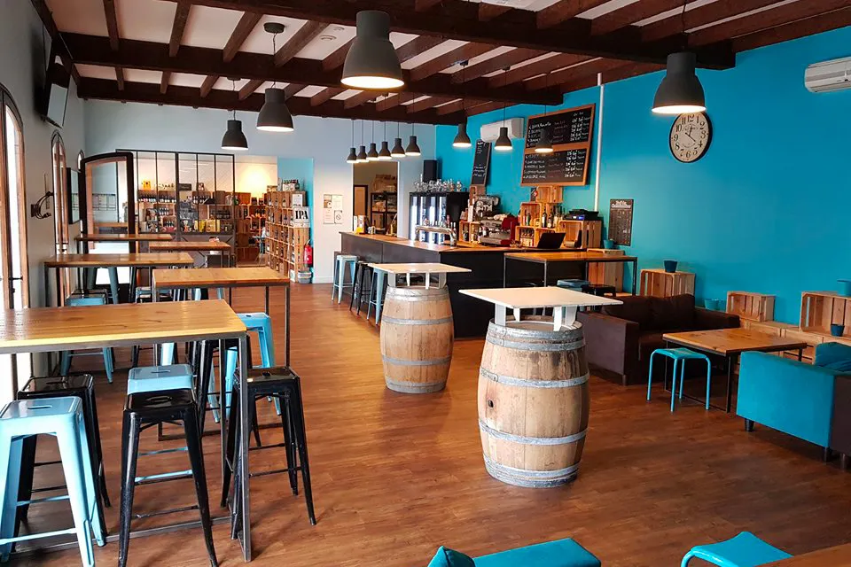 Le comptoir à bière