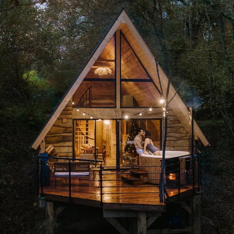 Landifornia Lodge