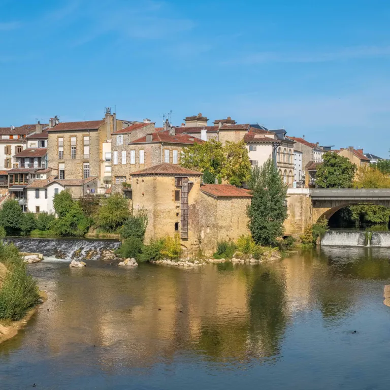 Let’s discover Mont-de-Marsan: a stroll around ...