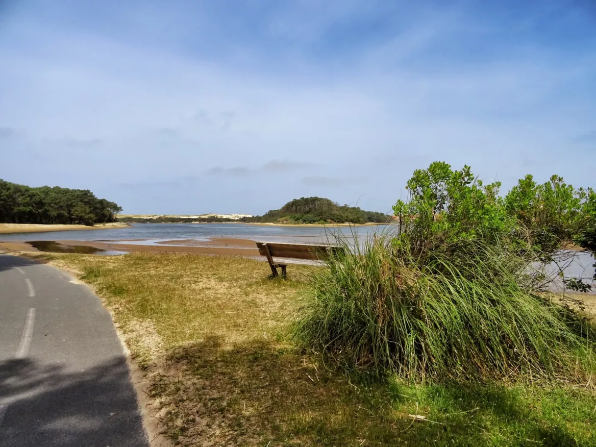 marine lake of port d'albret