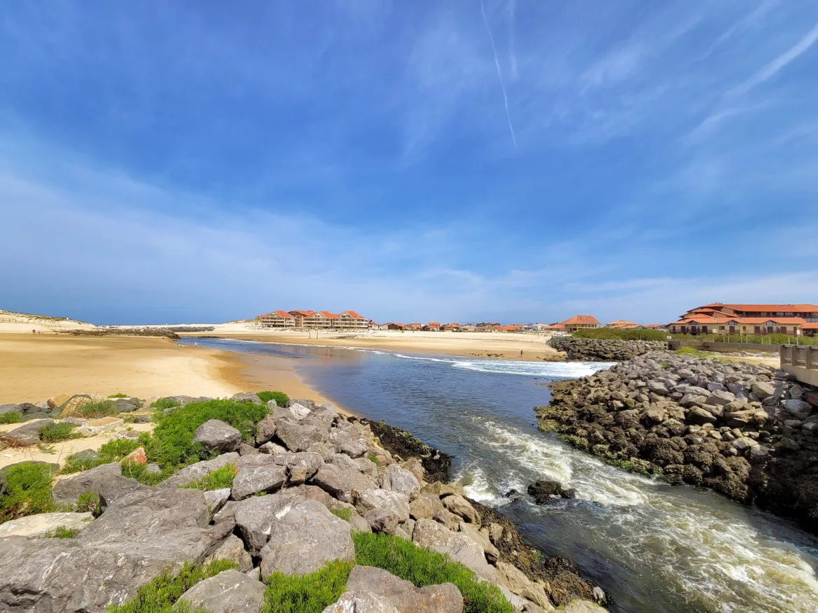 marine lake of port d'albret