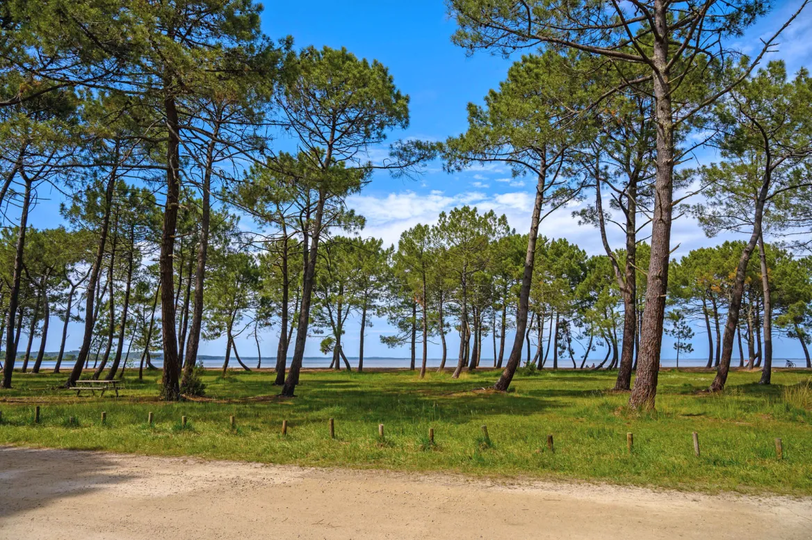 Sanguinet Lake