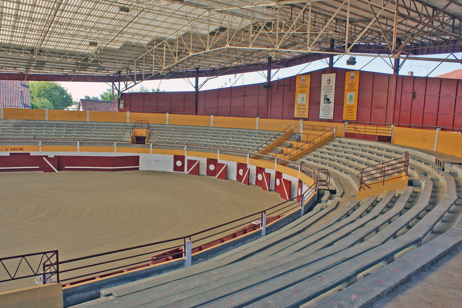The Pomarez Arena